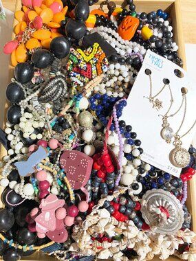 Huge Craft Repair Junk Tangled Findings Parts Jewelry Mix 4.6 Lbs Lot C126